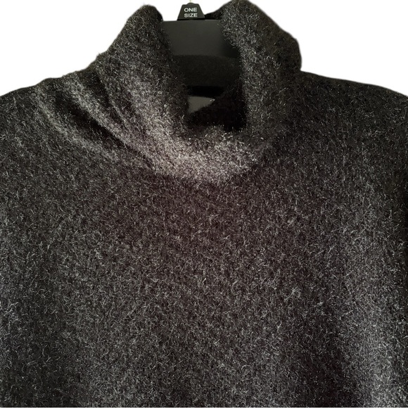 Cejon Black Knit Poncho Turtleneck One Size NWT - Picture 6 of 6
